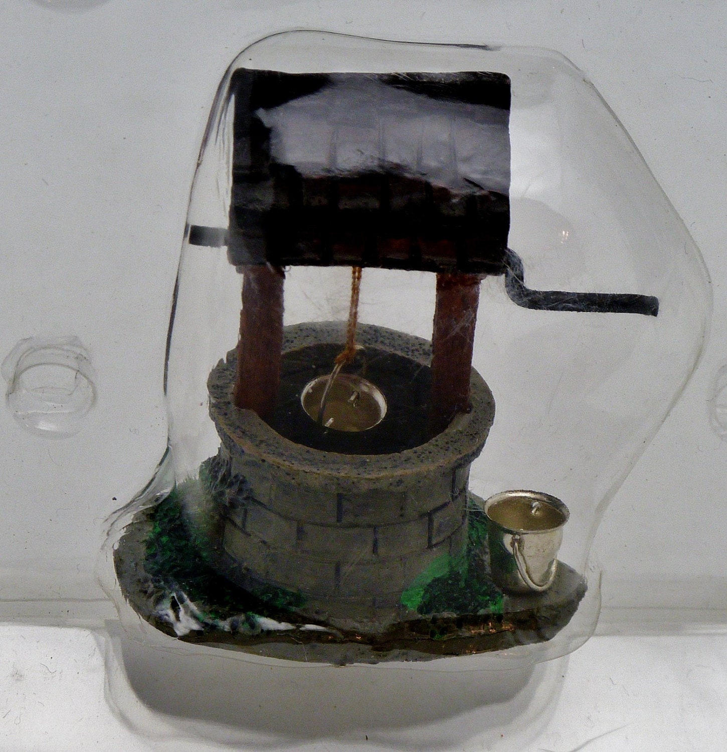 Miniature well buckets farm castle water well with 2 buckets Dollhouse Castle garden HO train Christmas Carole Towne