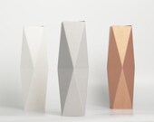 snug.vase - high