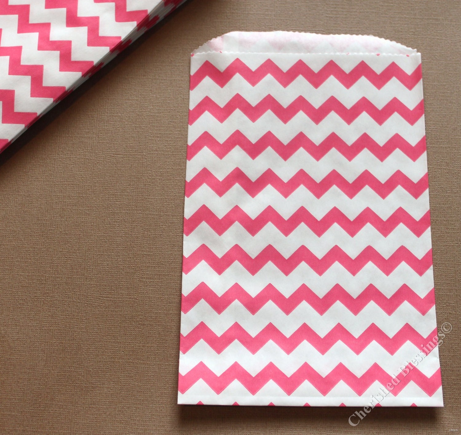 Wedding 20 Hot Pink Chevron Favor Bags Candy Buffet kids Birthday Party Baby Shower Favors Paper Goods Carnival Popcorn Treat w/ straw flags Il_570xn