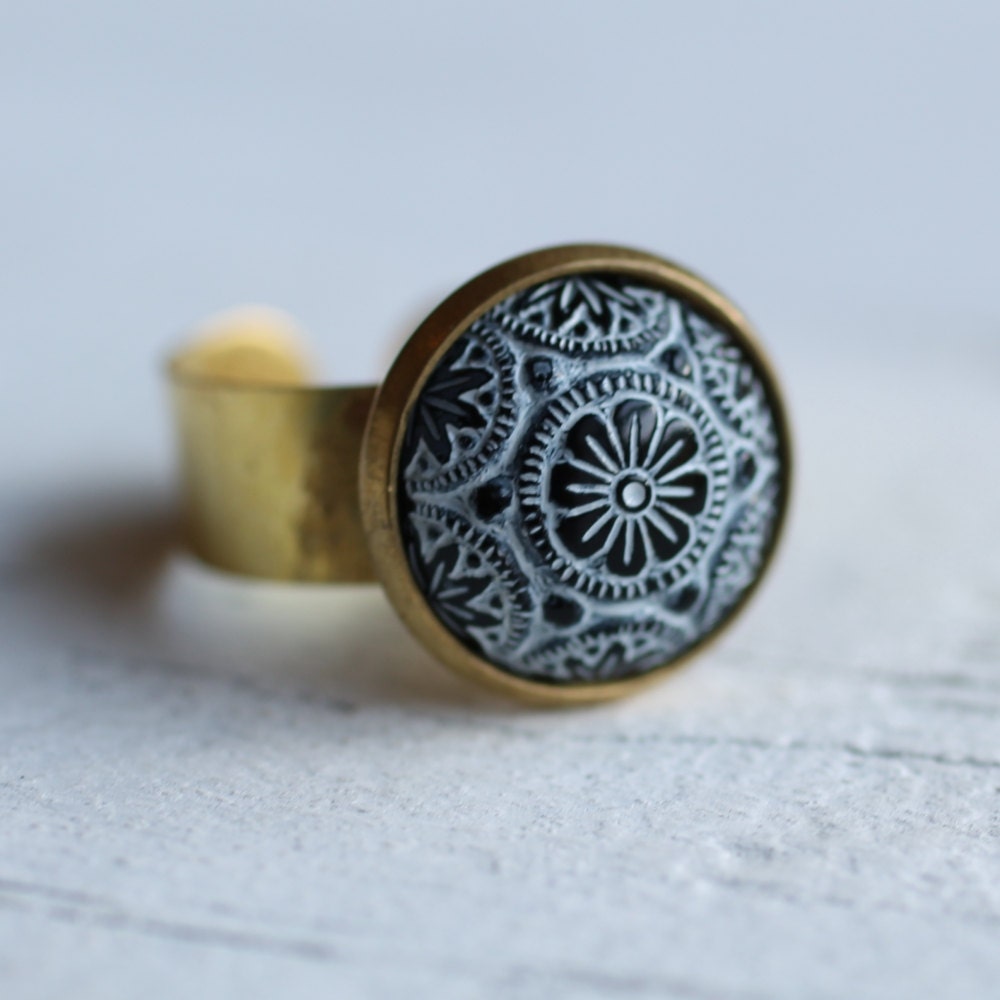 Black Moroccan Mosaic Ring .. Black and White Glass Monochrome