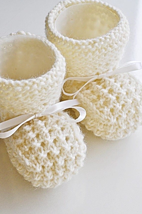 Hand Knit Cream Booty and Mitten Set