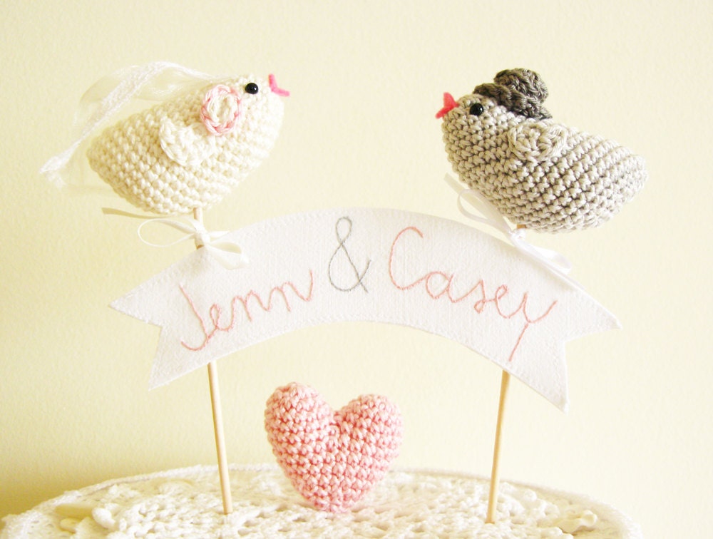 Love Birds Wedding Cake Topper with Personalized Embroidered Names on Linen Banner Bride and Groom Made to Order