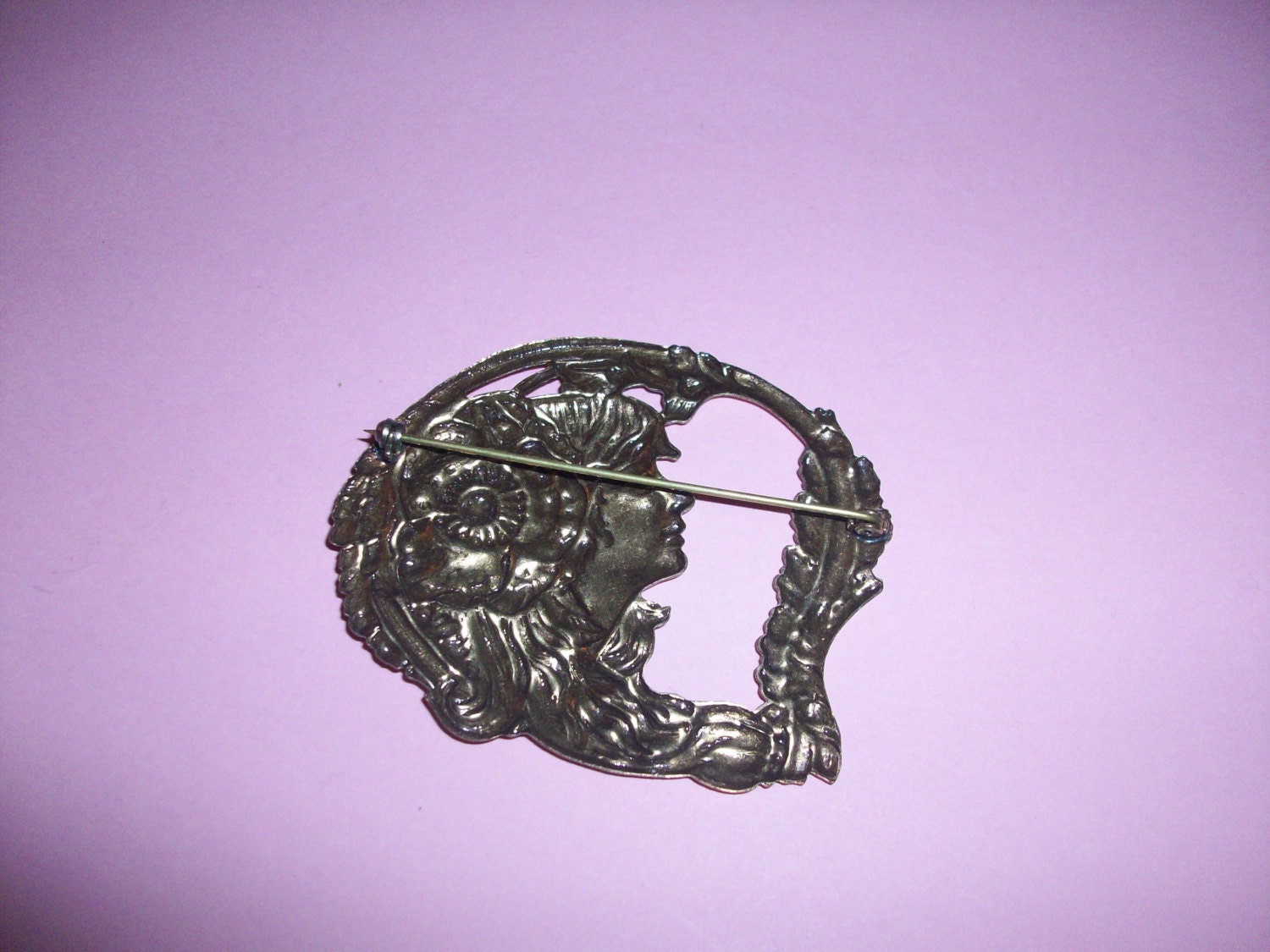 Victorian Lady Brooch (MM345)