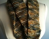 piper loop scarf in olivewood
