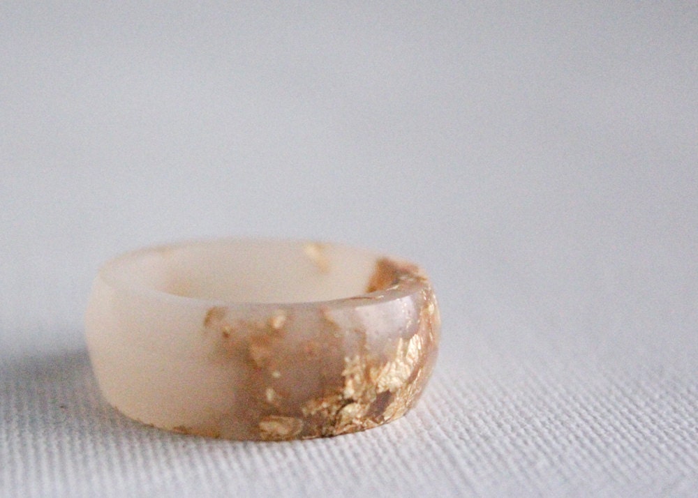 rose gold size 8 round resin eco resin ring