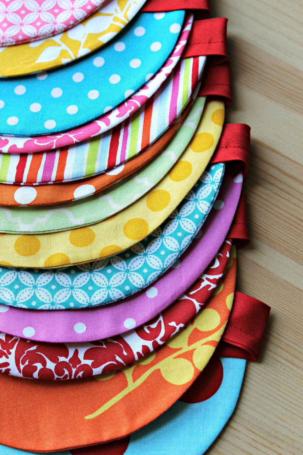 Pennant or Scalloped Fabric Bunting/Garland - Red