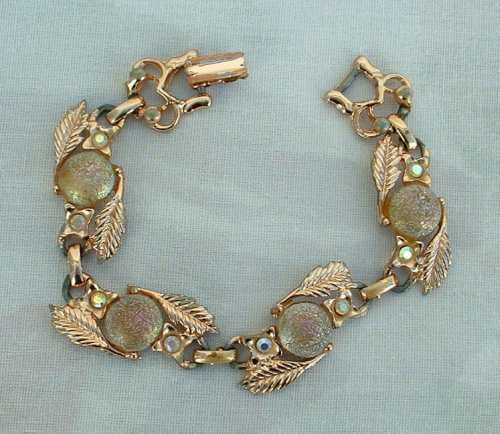 Apple Green Bracelet Watermelon Rhinestones Cabochons Rose Gold-Plated 1950s Vintage Jewelry