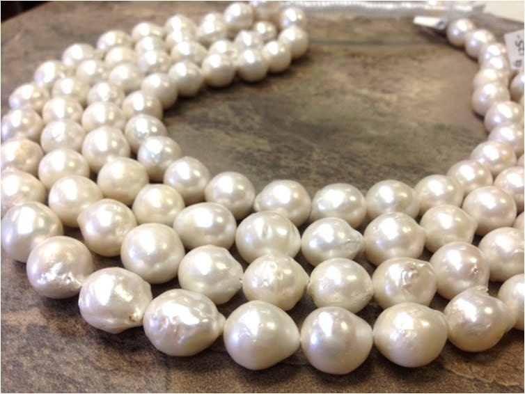 Stunning Graduated Baroque Pearls 12-26 mm 15.5 Inch Strand - White (W5428G)