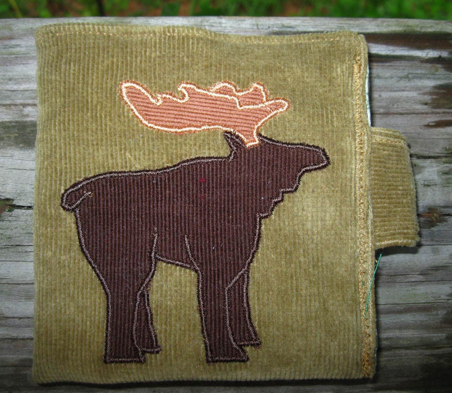 moose & the trees handmade Wallet lots of pockets zipper change pocket one-of-kind