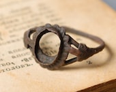 Antique brass filigree ring with original dark patina Size 6