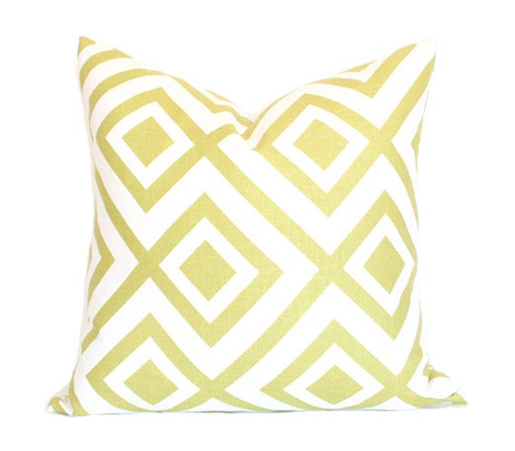La Fiorentina David Hicks - Light Green & Ivory colorway - 17x17 Designer Pillow Cover single-sided