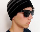 Black and heathered gray knitted wool beanie
