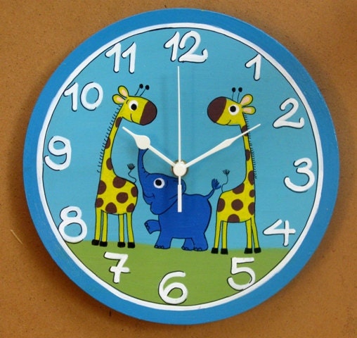 Round Wall Clock With Giraffes & Elephant Paintings