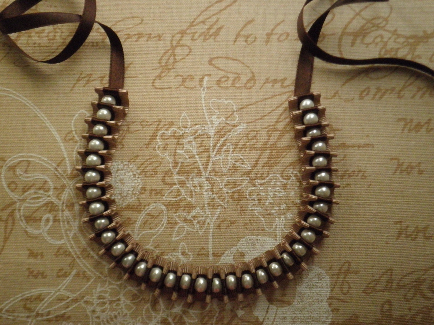 Ribbon and pearls necklace - Brown and beige ribbon necklace with white glass pearls