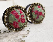 Raspberry Roulade - Sizes  3/4 (19mm) to 1" (25mm) romantic vintage plugs for stretched ears