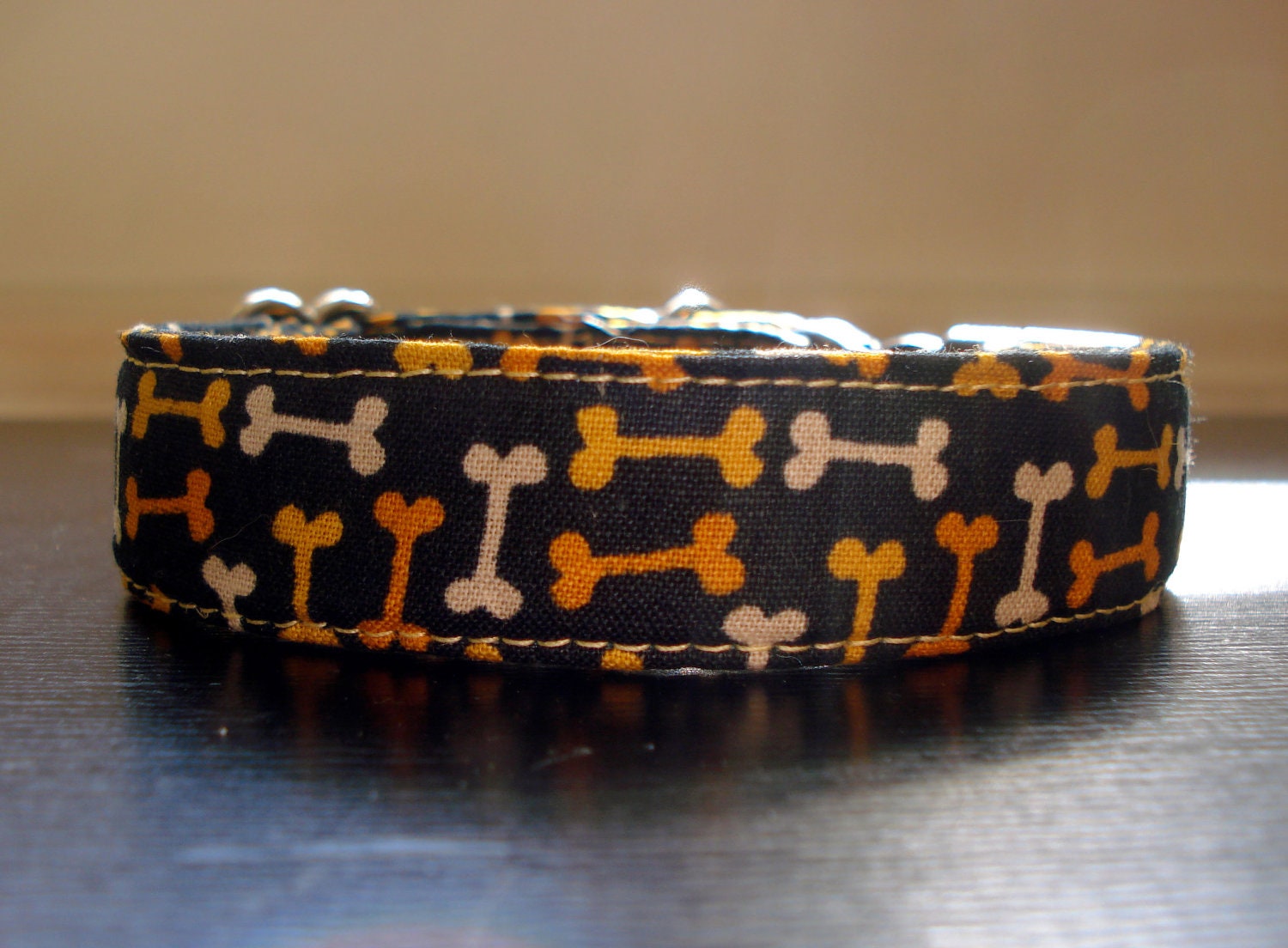 Vintage Bones - Eco Dog Collar - Medium (12" - 18")