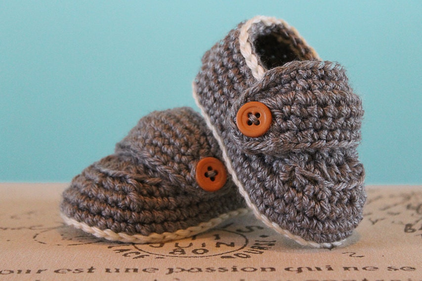 CROCHET PATTERN PDF - Crochet Baby Boy Booties - Boy Loafers - Permission to Sell Finished Items - Instant Download