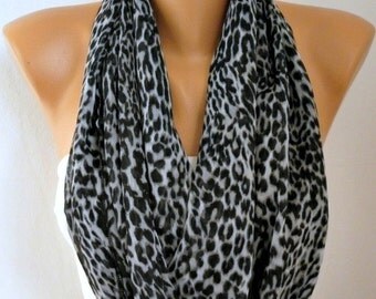 Leopard - Infinity Scarf Shawl Circle Scarf Loop Scarf  Gift -fatwoman