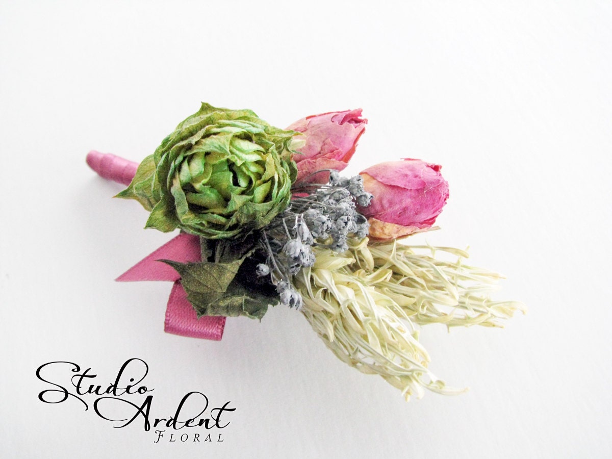 Clearance Hops Boutonniere