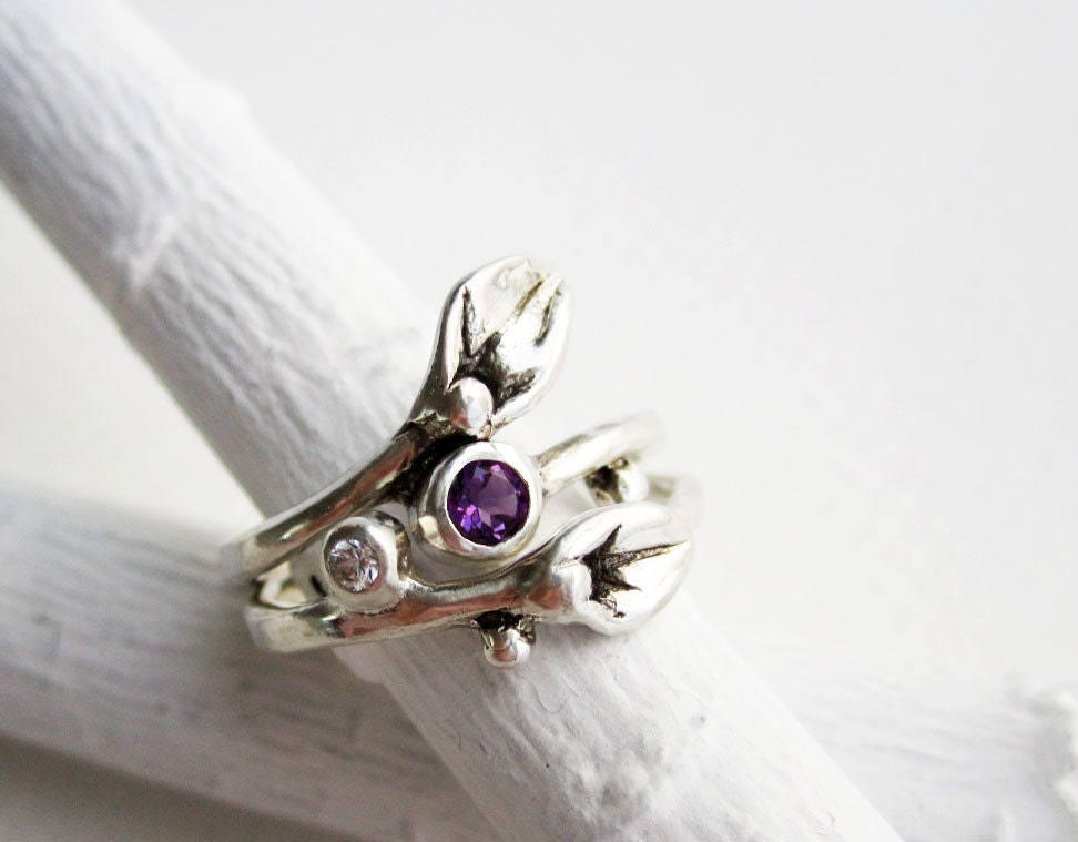 Set of 2 Rings, Small Leaf Silver Rings with Amethyst and White Sapphire