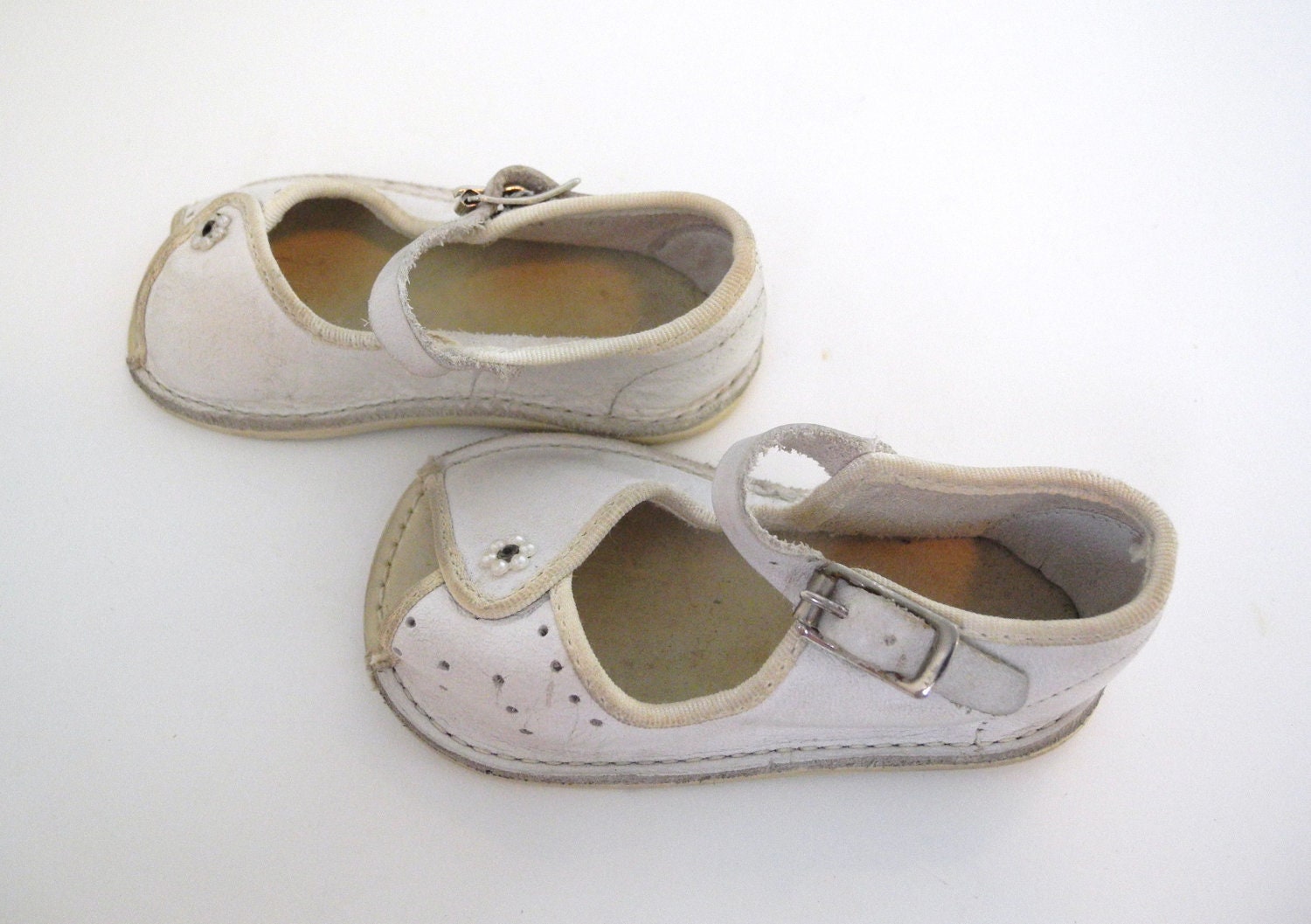 1940's White Leather Baby Sandals