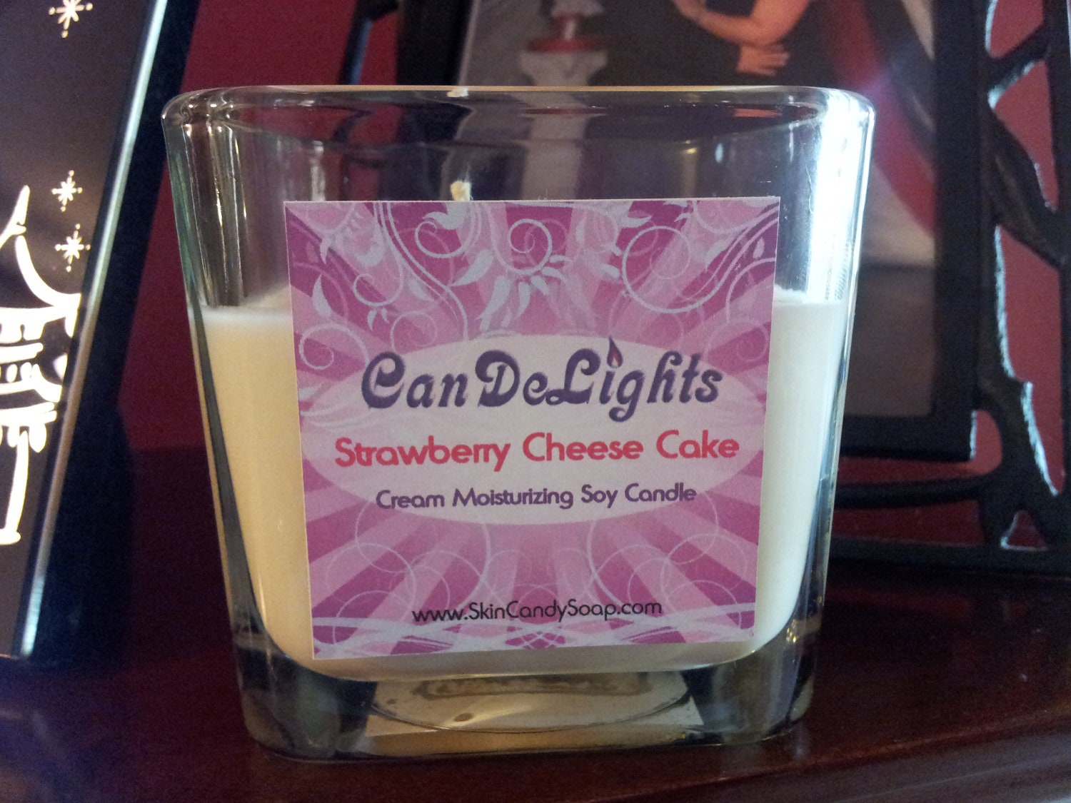 Can-D-Lights soy Moisturizing Candles by Skin Candy Soap - Strawberry Cheese Cake scent