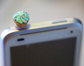 Kawaii GREEN CUPCAKE Iphone Earphone Plug/Dust Plug - Cellphone Headphone Handmade Decorations