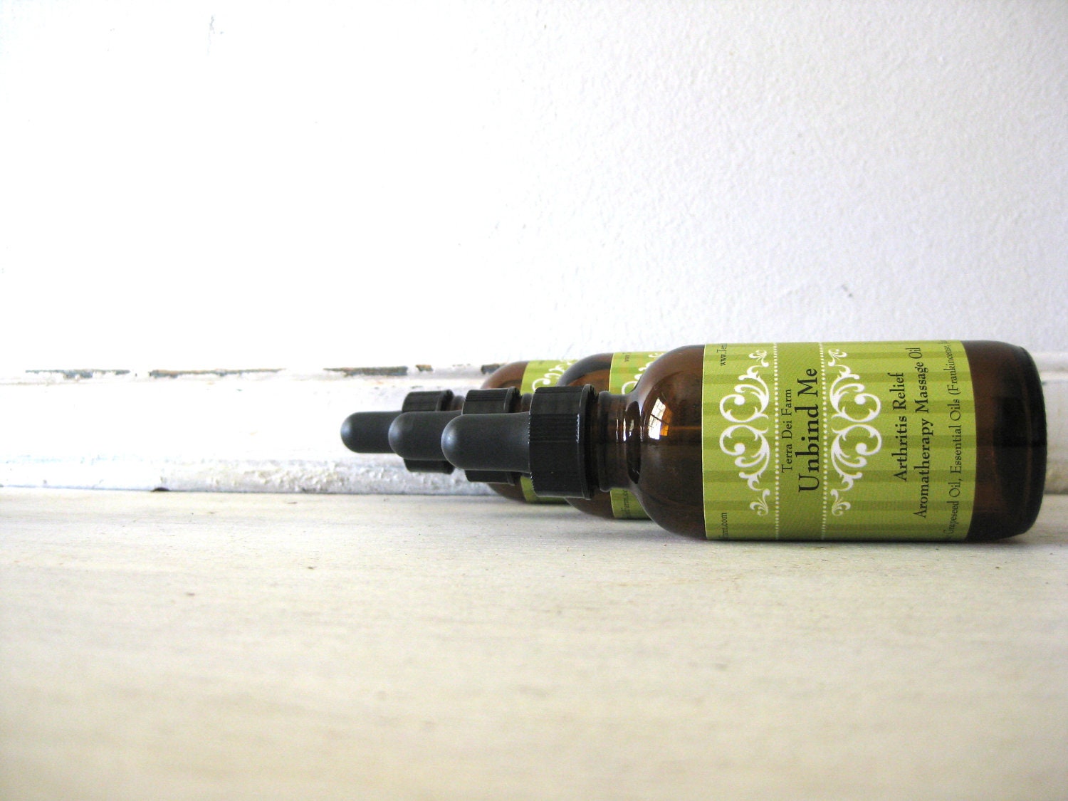 Unbind Me: Aromatherapy Massage Oil - 3 Bottles - Nut Allergy Safe - Sore Painful Joints - Natural Remedy