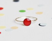 Confetti ring blood red 'you only need one confetti to remember the party...' sterling silver