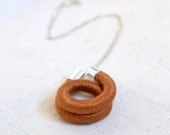 PIROUETTE rope necklace // rust