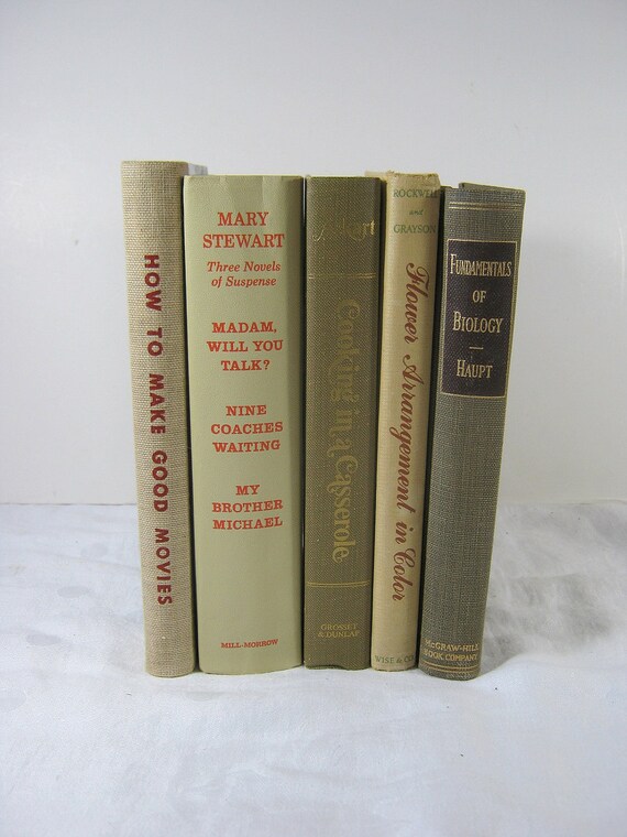 Vintage BOOKS Cream & Beige INSTANT COLLECTION Retro Set/5 Props Decor