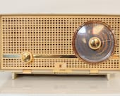 Vintage Sexy Shiny very Compact Tube Radio Philips Type B2X12A 50's