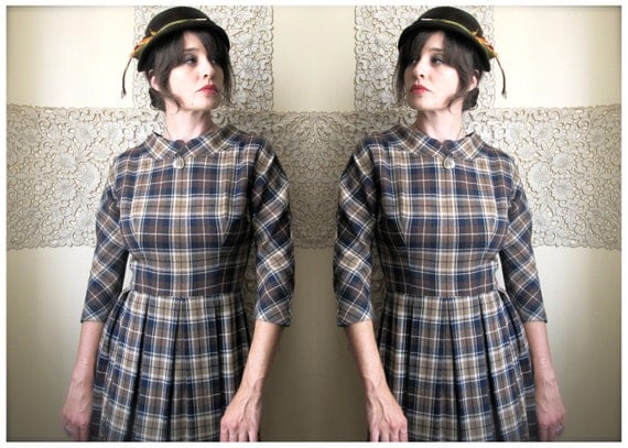 it plaid to be you. vintage 60s plaid fall dress. size small/medium