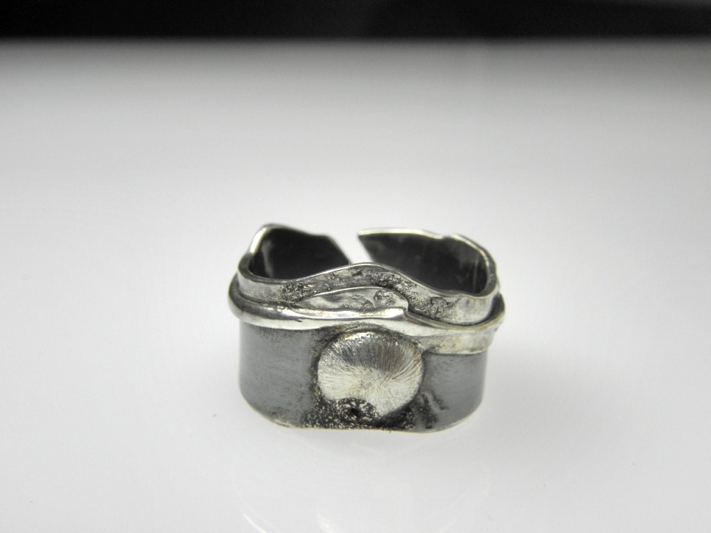 modern jewelry silver ring goth geometrical coctail oxidized ring contemporary jewelry black designer artistic