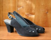 vintage NOS 1940s shoes / 40s black suede heels / size 7