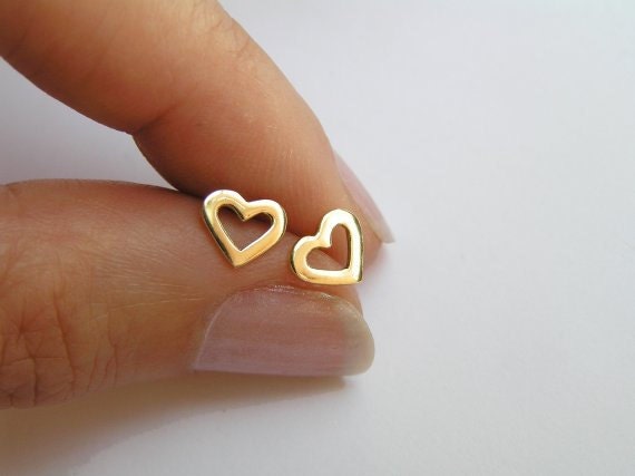 14k Gold Heart earrings - Solid Gold Studs - Small Heart Earrings - Valentines Day Gift