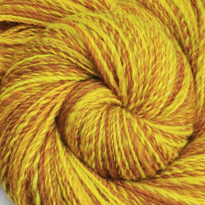 Hand spun yarn - GOLDEN MASK - Blue Faced Leicester (BFL) wool, fingering weight, 425 yards