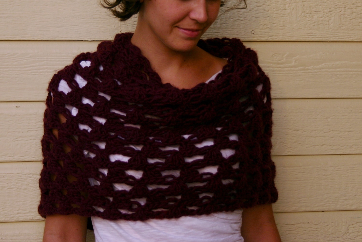 Poncho Crochet Pattern - Solomon Stitch Poncho Pattern - Chunky Lace Crochet Pattern
