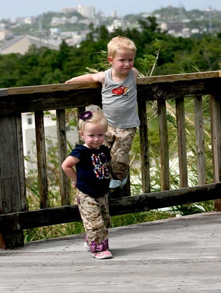London Pants for Boys and Girls 12M-8Y PDF Pattern & Instructions-Cargo style-Rolled up hem-Flat front with elastic waistline-big pockets