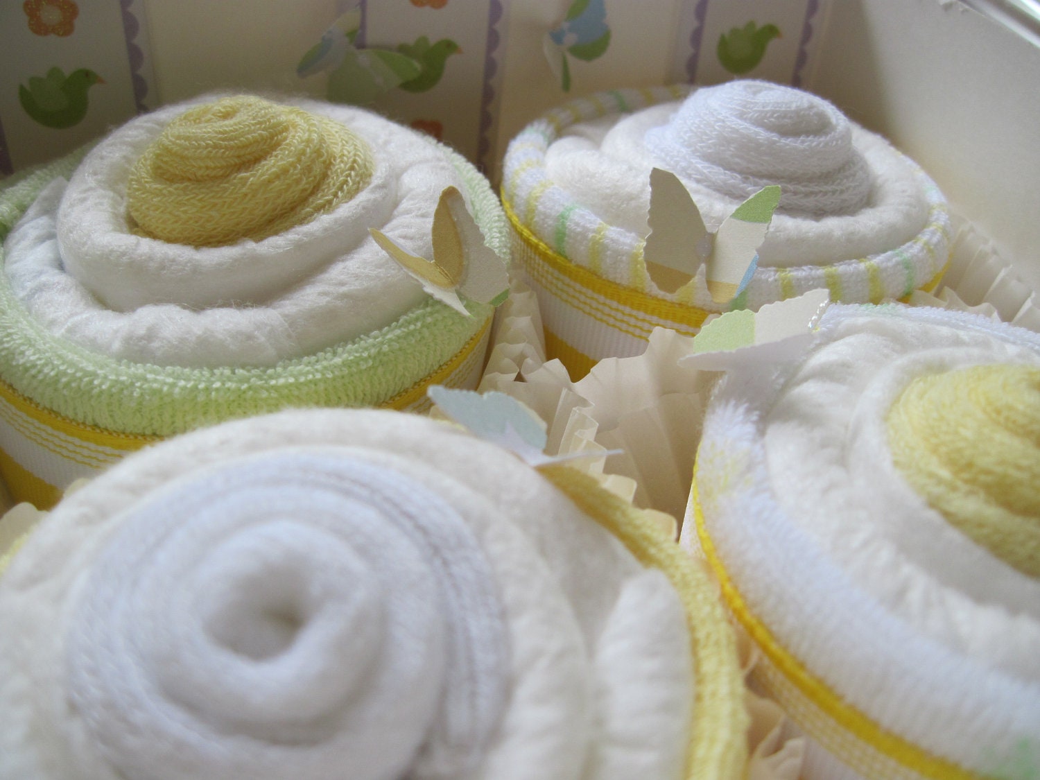 Unisex Diaper Washcloth and Socks 10 Piece Cupcake Set