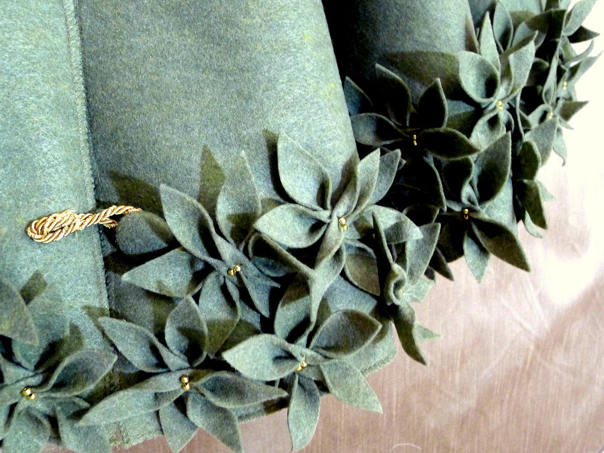 54" Christmas Tree Skirt in Olive Green with hand cut and hand sewn flowers at the bottom.. "FREE SHIPPING"