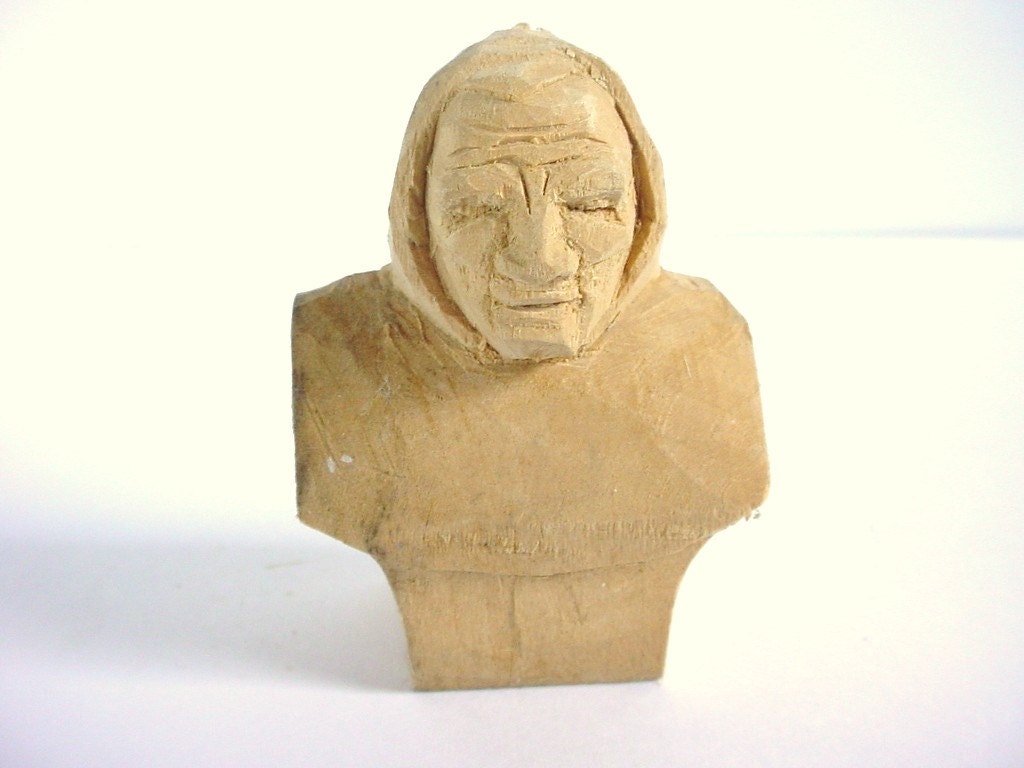 Vintage Hand Carved Mans Head And Shoulders On A Block Of Wood - Medieval Man - 1970s
