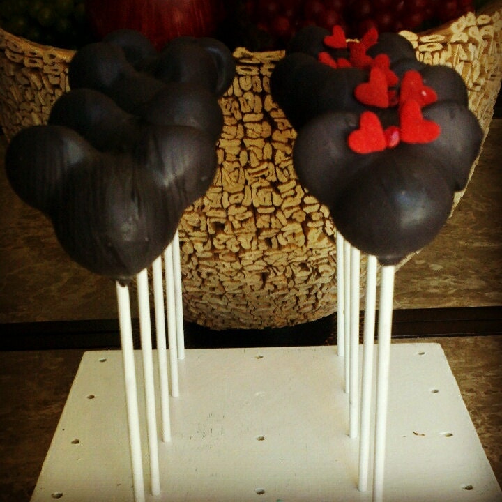 Mickey & Minnie Cake Pops