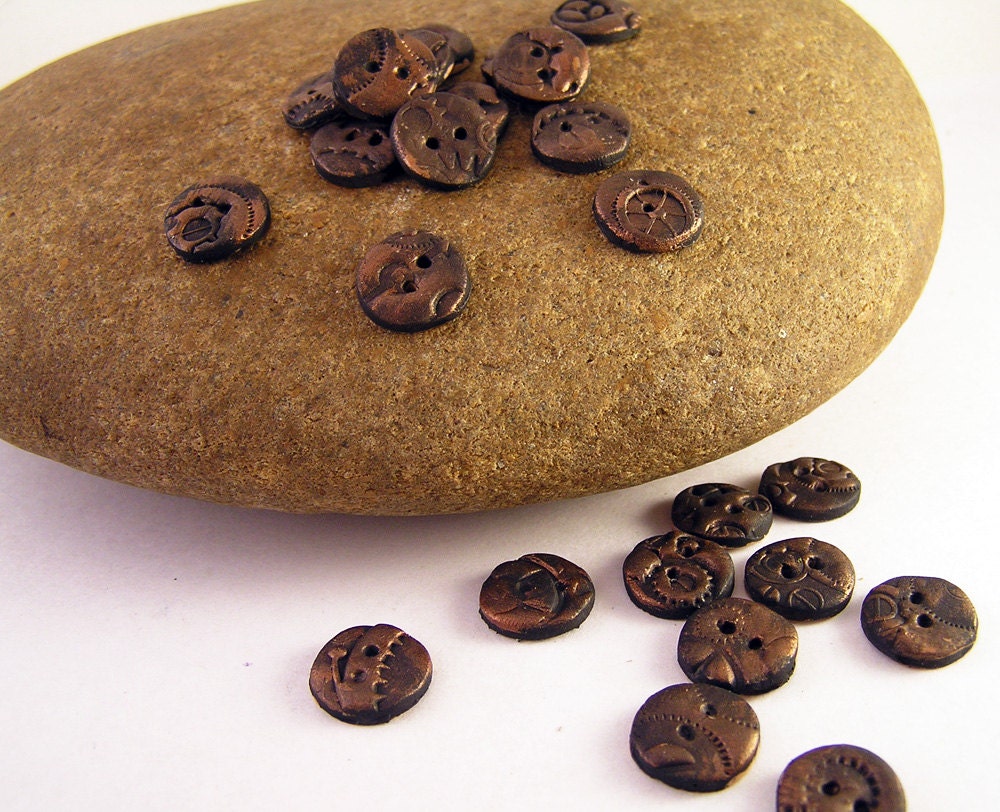 Steampunk round buttons, set of 6. 12mm. Poly clay with burnished copper finish. handmade