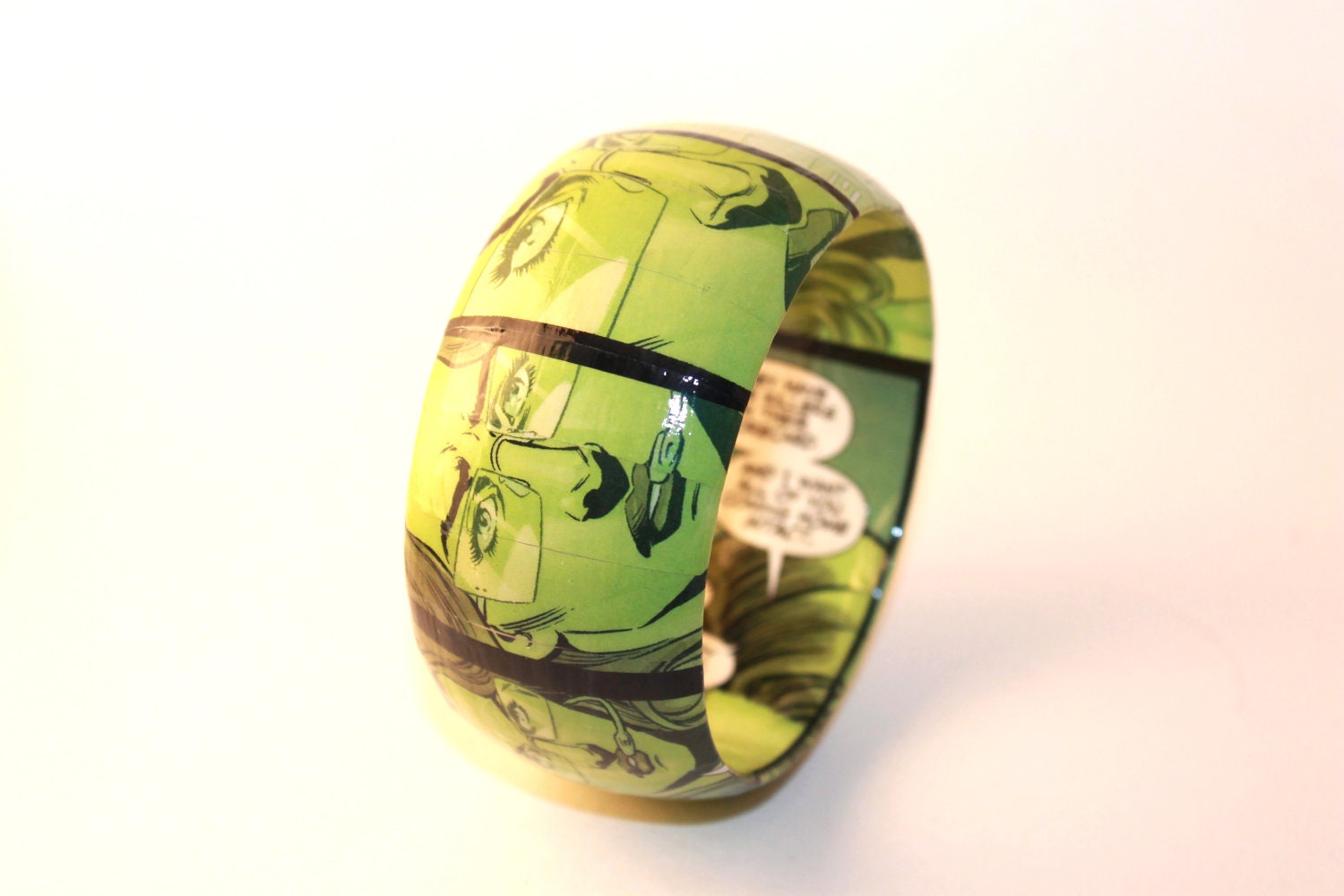 ORACLE Comic Book Bangle Bracelet (Barbara Gordon)