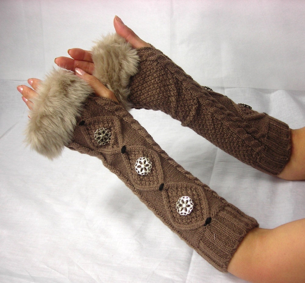 Arm warmer Womens fingerless gloves with Italian buttons - Faux Fur Cuffs  Armwarmer - Glove mitten Brown White Black