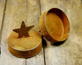Rusty Tin Star Lid