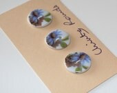 Ceramic buttons, small round with flower design, very shabby or cottage chic