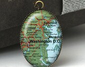 Washington DC Pendant Necklace, Washingto DC Map Necklace, District of Comumbia Map Jewelry, Travel Necklace, Resin Jewelry, US Map N500