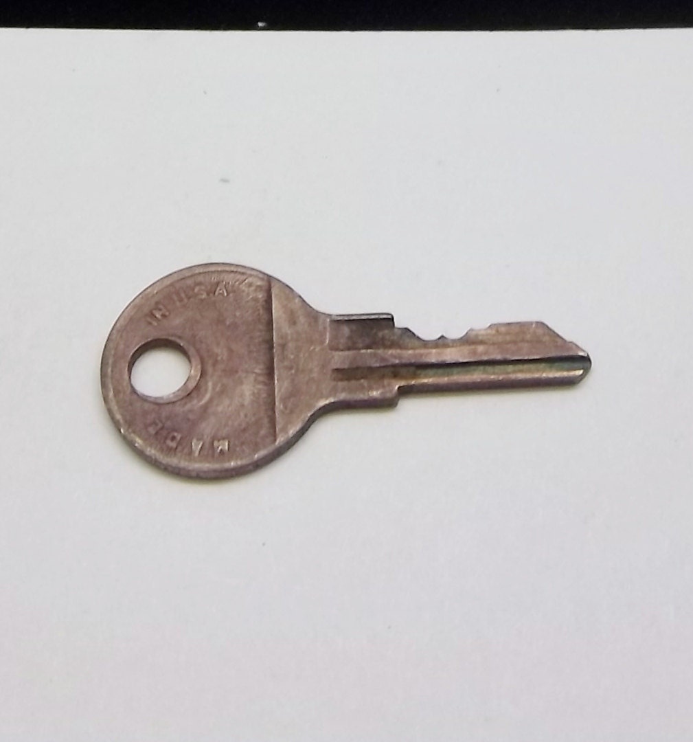 Small Vintage Brass Key Steampunk Industrial Supply